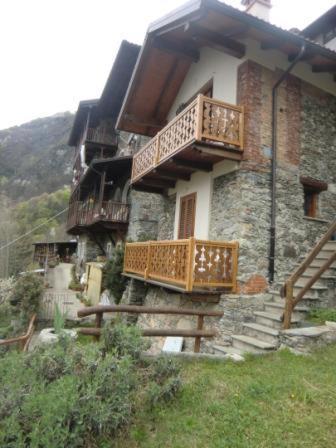 La Piccionaia Villa Varallo Luaran gambar
